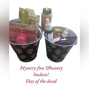 Two day of the dead/Halloween buckets full of fun surprise goodies! ❗️🎃💀